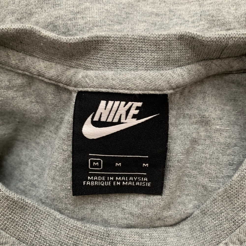 ❌SOLD❌Nike Crop Top - Picture 4 of 4